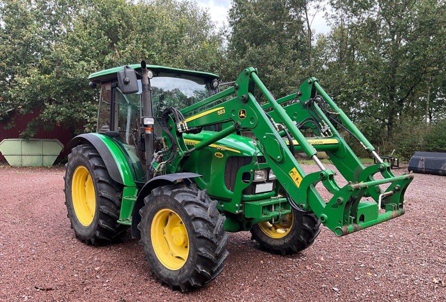 2007 John Deere 5720